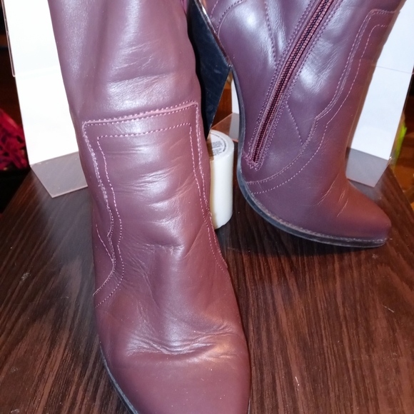 SHOES!!!!- - Picture 7 of 16